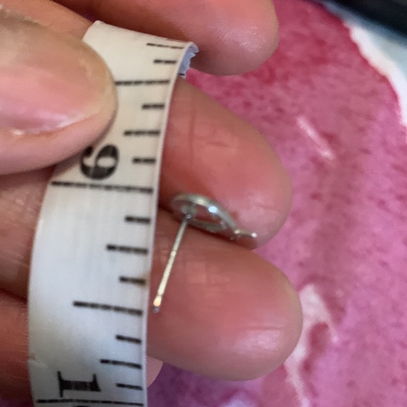 Tiffany&co single Earring. - Picture 7 of 8